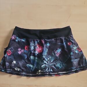Lululemon Athletica Black Floral Mini Skirt